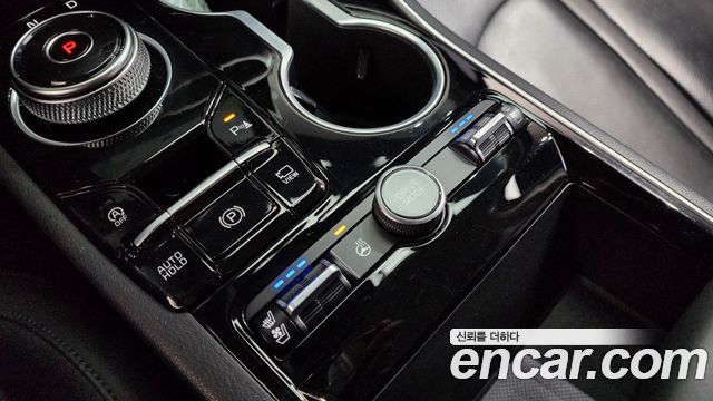 Kia K5 (III) 2.0 Prestige 2023 — фото 16