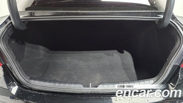 Kia K5 (III) 2.0 Prestige 2023 — фото 20