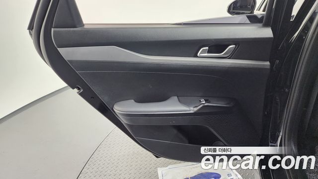 Kia K5 (III) 2.0 Prestige 2023 — фото 25