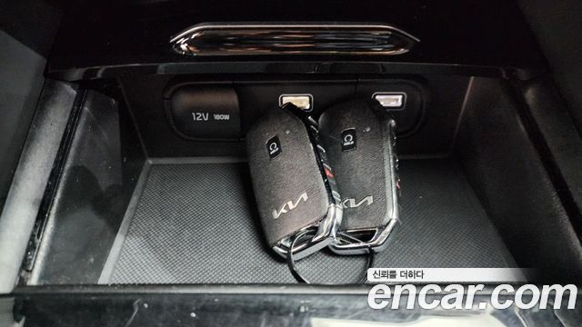 Kia K5 (III) 2.0 Prestige 2023 — фото 28