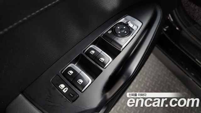 Kia K5 (III) 2.0 Prestige 2023 — фото 29