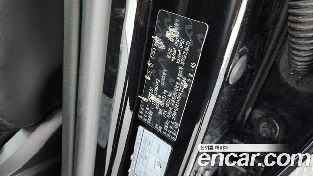 Kia K5 (III) 2.0 Prestige 2023 — фото 30