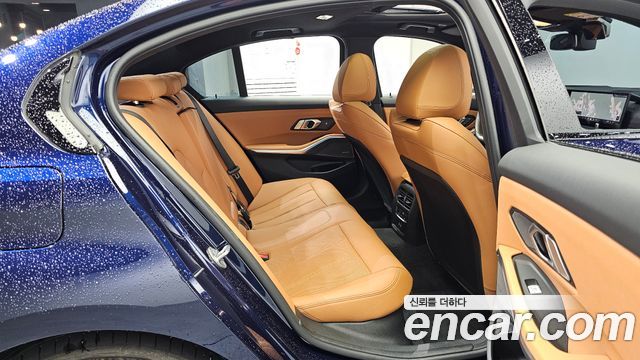 BMW 3 Series (G20) 320i M Sport 2025 — фото 11