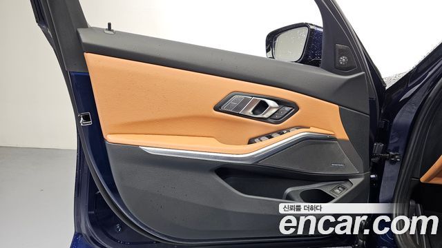 BMW 3 Series (G20) 320i M Sport 2025 — фото 24