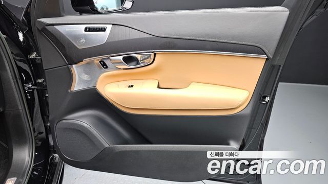Volvo XC90 (II) B6 Ultimate Bright 2023 — фото 24