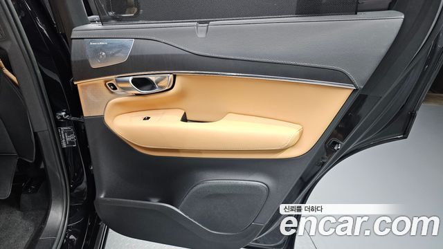 Volvo XC90 (II) B6 Ultimate Bright 2023 — фото 25