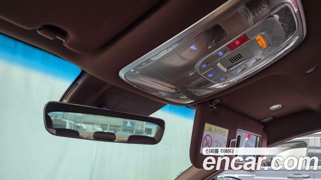 Genesis G90 (RS4) Gasoline 3.5 Turbo 2WD 2022 — фото 17