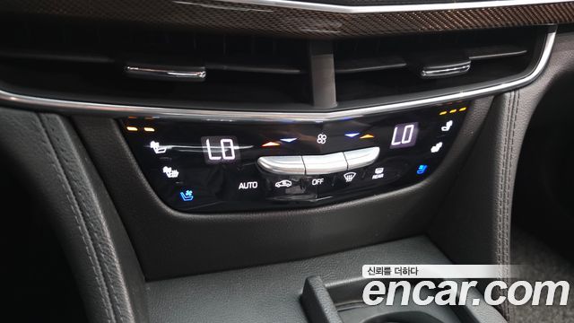 Cadillac CT6 3.6 Premium AWD 2017 — фото 18
