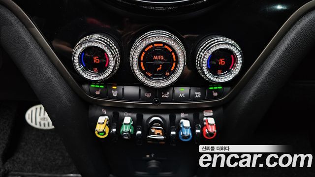 MINI Cooper Countryman Classic 2nd 2024 — фото 29