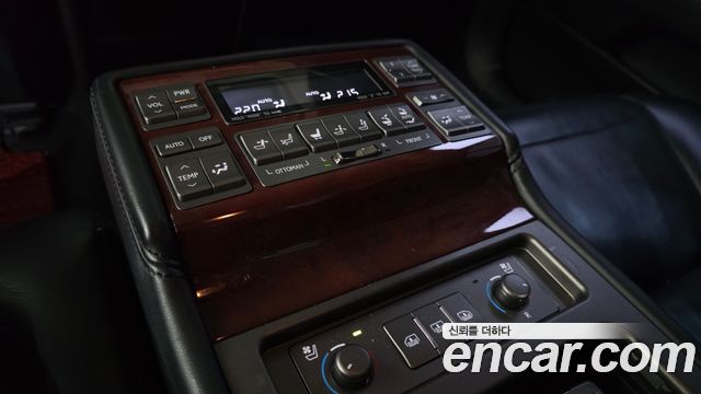 Lexus LS600hL 5-Seats Ottoman XF40 2012 — фото 16