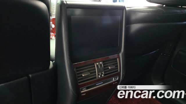 Lexus LS600hL 5-Seats Ottoman XF40 2012 — фото 17