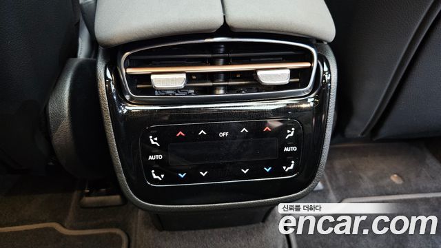 Mercedes-Benz EQS SUV (X296) EQS580 4MATIC 2023 — фото 31