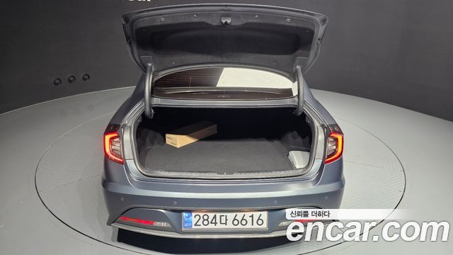 Hyundai Sonata (DN8) 2.0 LPG Premium Plus 2023 — фото 20