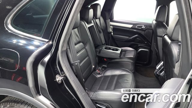 Porsche Cayenne 4.8 Turbo 958 2012 — фото 11