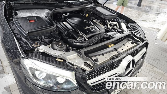 Mercedes-Benz GLC-Class (X253) GLC300 4MATIC AMG Line Coupe 2019 — фото 6
