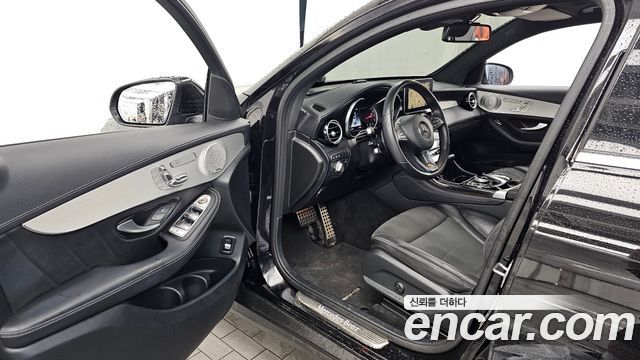 Mercedes-Benz GLC-Class (X253) GLC300 4MATIC AMG Line Coupe 2019 — фото 10