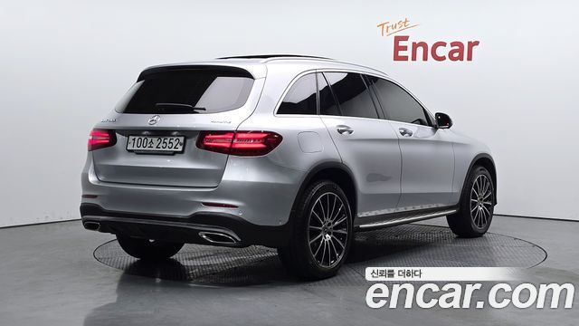 Mercedes-Benz GLC-Class (X253) GLC300 4MATIC AMG Line 2019 — фото 2