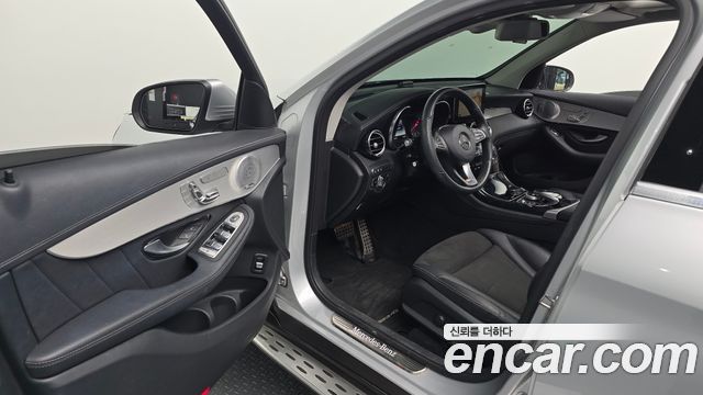 Mercedes-Benz GLC-Class (X253) GLC300 4MATIC AMG Line 2019 — фото 10