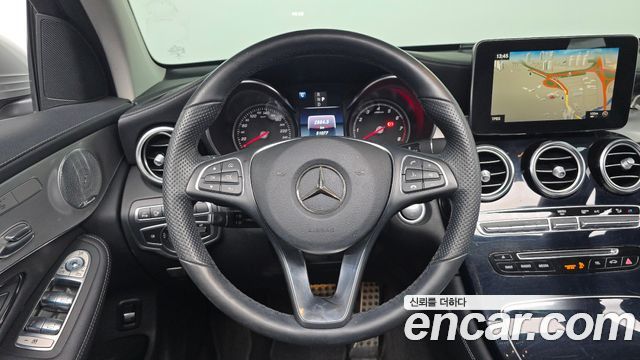 Mercedes-Benz GLC-Class (X253) GLC300 4MATIC AMG Line 2019 — фото 13