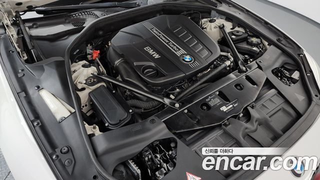 BMW 6 Series (F12) 640d xDrive M Sport Gran Coupe 2016 — фото 6