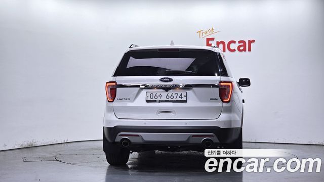 Ford Explorer 2.3 Limited 4WD 5th 2017 — фото 4