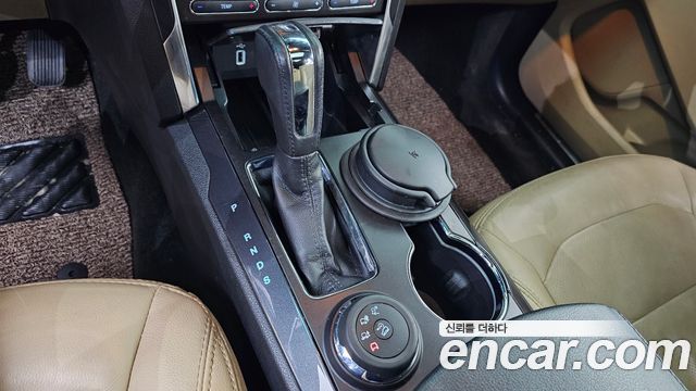Ford Explorer 2.3 Limited 4WD 5th 2017 — фото 9