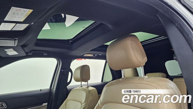 Ford Explorer 2.3 Limited 4WD 5th 2017 — фото 19