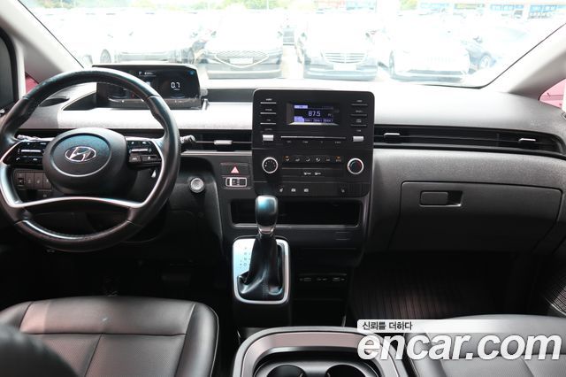 Hyundai Staria Cargo 5-Seater Modern 2022 — фото 7