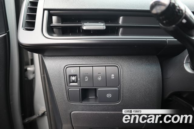 Hyundai Staria Cargo 5-Seater Modern 2022 — фото 17