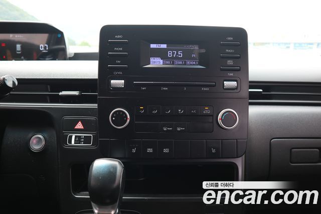 Hyundai Staria Cargo 5-Seater Modern 2022 — фото 19