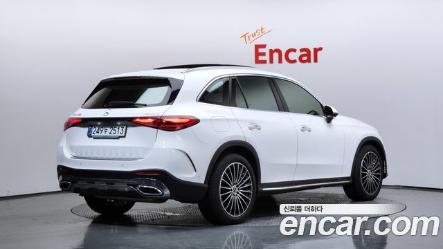 Mercedes-Benz GLC-Class (X254) GLC300 4MATIC AMG Line 2025 — фото 2