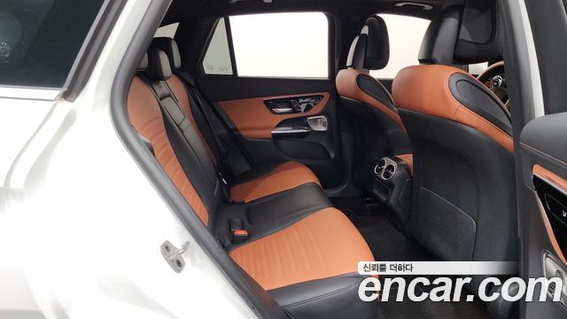 Mercedes-Benz GLC-Class (X254) GLC300 4MATIC AMG Line 2025 — фото 11