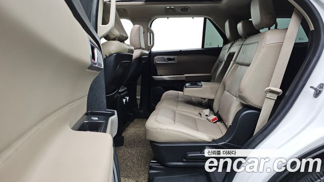 Ford Explorer (VI) 2.3 LimIted 4WD 2020 — фото 11