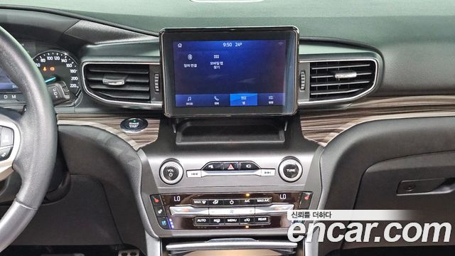 Ford Explorer (VI) 2.3 LimIted 4WD 2020 — фото 14