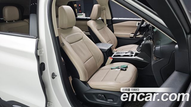 Ford Explorer (VI) 2.3 LimIted 4WD 2020 — фото 26