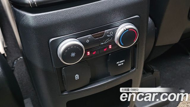 Ford Explorer (VI) 2.3 LimIted 4WD 2020 — фото 28