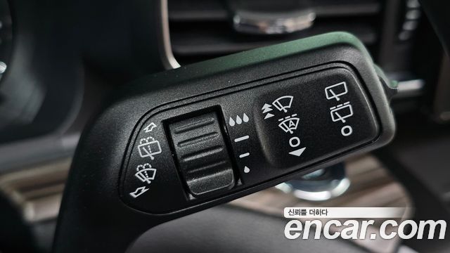 Ford Explorer (VI) 2.3 LimIted 4WD 2020 — фото 32