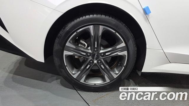 Kia K5 (III) 2.0 Noblesse 2023 — фото 5