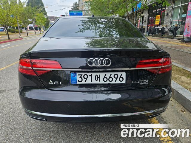 Audi A8 60 TDI Quattro LWB D4 2015 — фото 6