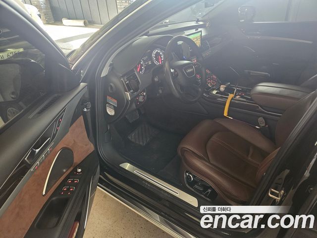 Audi A8 60 TDI Quattro LWB D4 2015 — фото 21