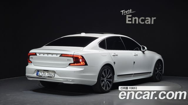 Volvo S90 B5 Ultimate Bright 2024 — фото 2