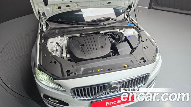 Volvo S90 B5 Ultimate Bright 2024 — фото 6