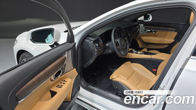 Volvo S90 B5 Ultimate Bright 2024 — фото 10