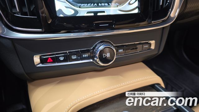 Volvo S90 B5 Ultimate Bright 2024 — фото 18