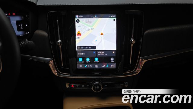Volvo S90 B5 Ultimate Bright 2024 — фото 19