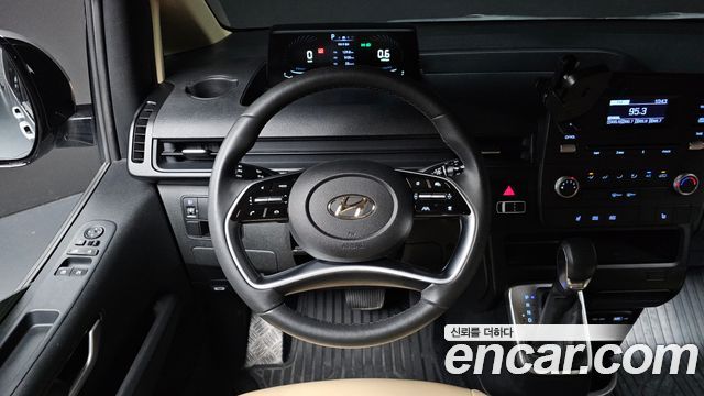 Hyundai Staria L3.5 Cargo 5-Seater Modern 2024 — фото 13