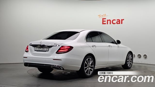 Mercedes-Benz E-Class (W213) E300 4MATIC Avnatgarde 2019 — фото 2