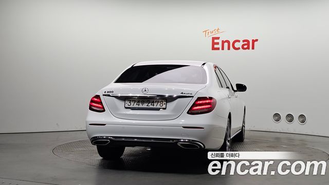 Mercedes-Benz E-Class (W213) E300 4MATIC Avnatgarde 2019 — фото 4