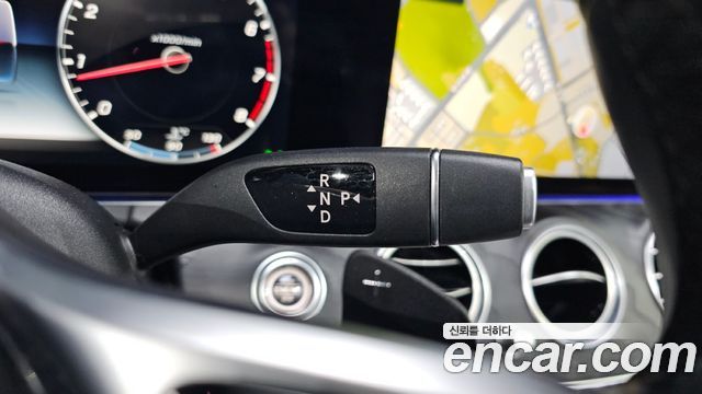 Mercedes-Benz E-Class (W213) E300 4MATIC Avnatgarde 2019 — фото 9