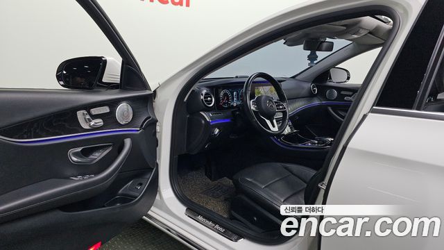Mercedes-Benz E-Class (W213) E300 4MATIC Avnatgarde 2019 — фото 10